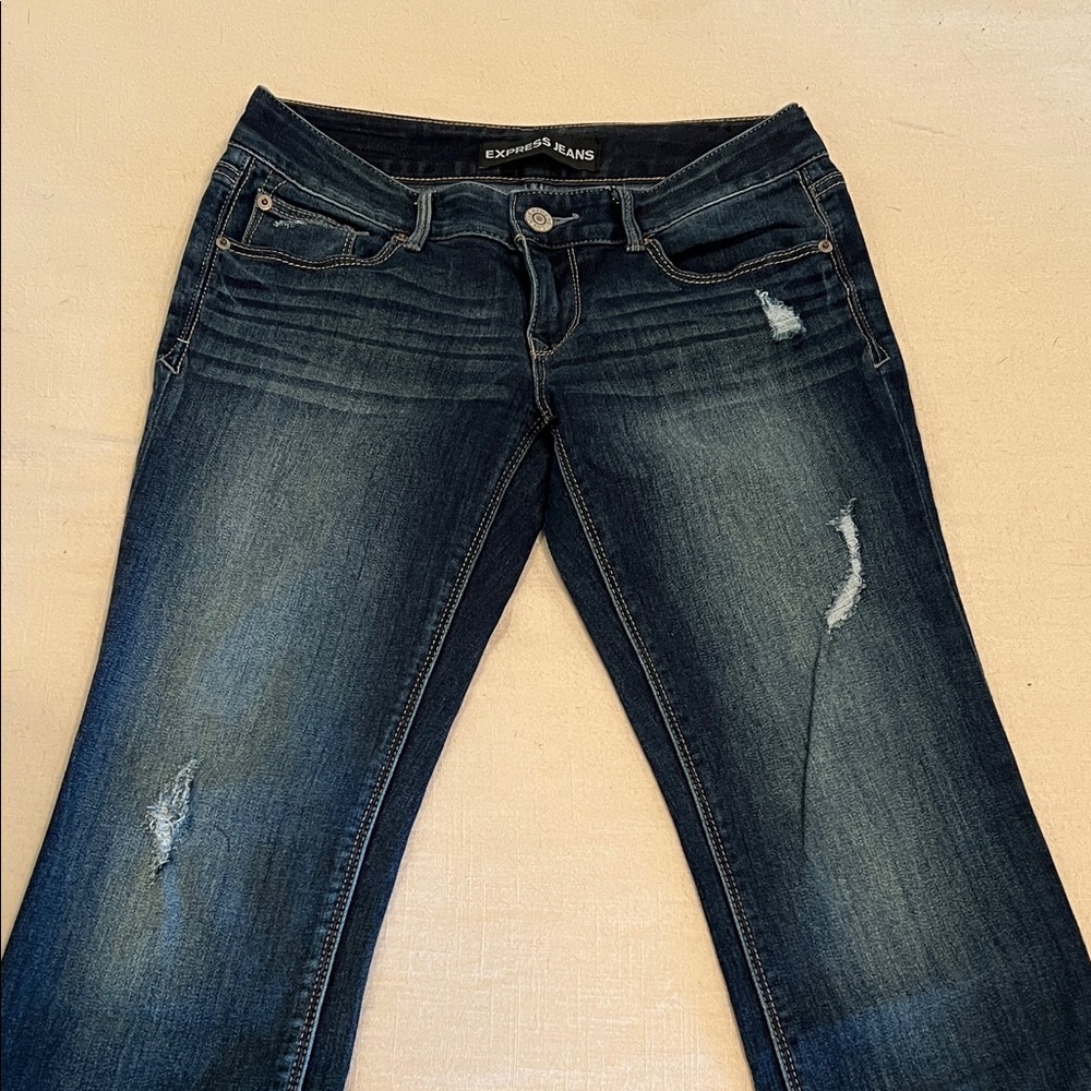 Express Women's Straight Jeans in Dark Blue - new without tag